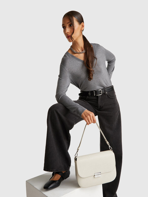 V-neck top in silk blend Women