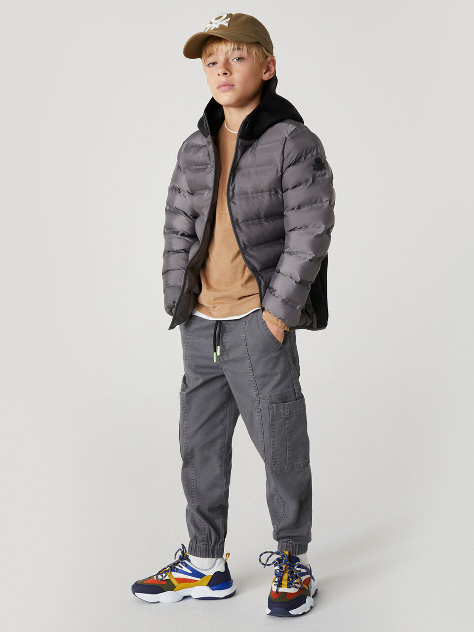 Cargo trousers with drawstring image number 1