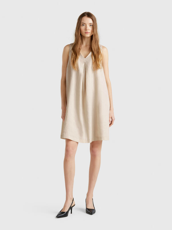 Sleeveless dress in pure linen Women