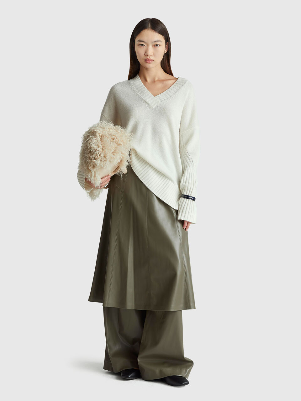 V NECK SWEATER L/S Women image number null