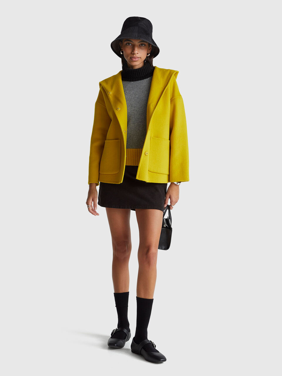 COAT Women image number null