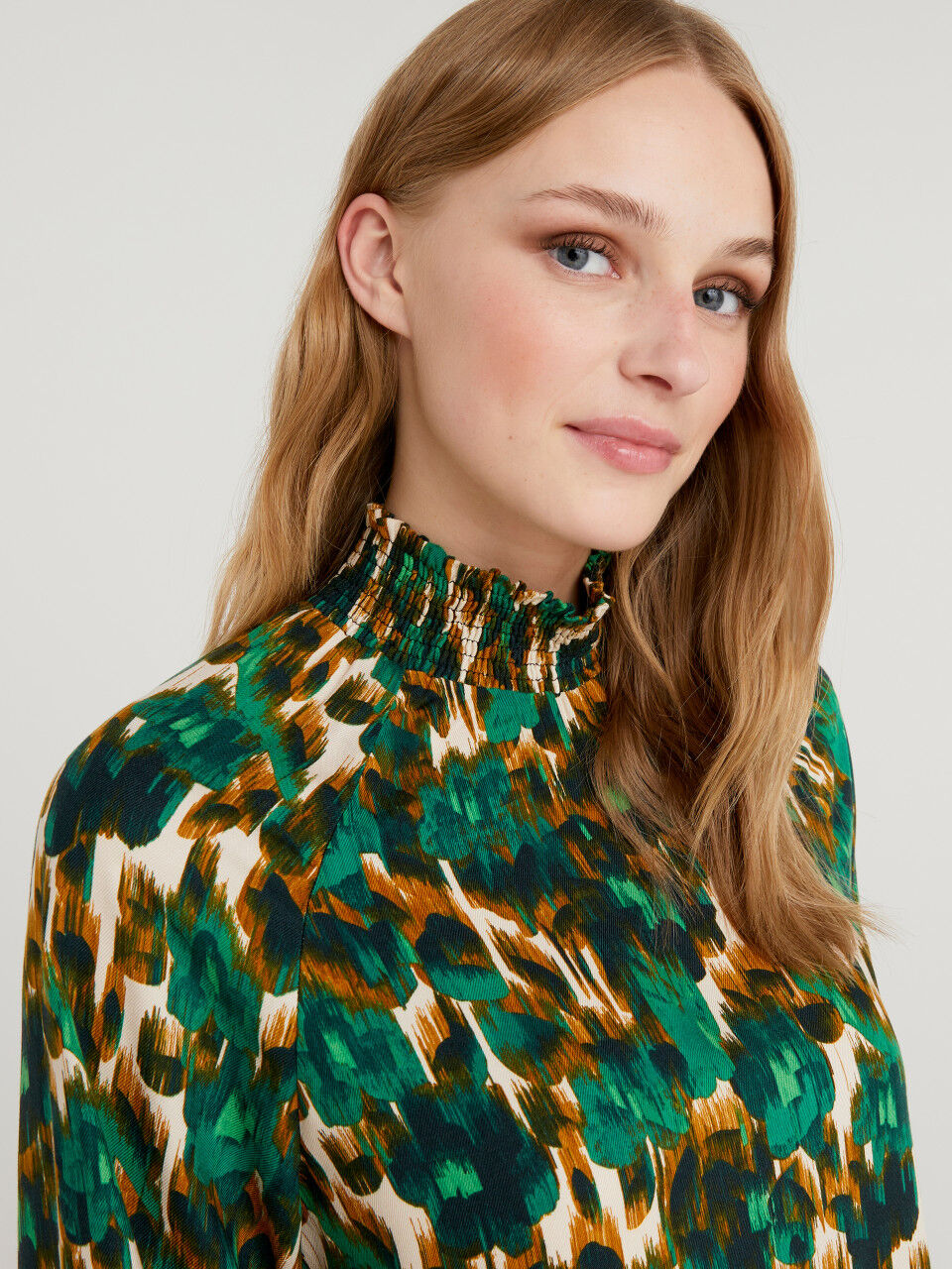 Patterned blouse with high collar