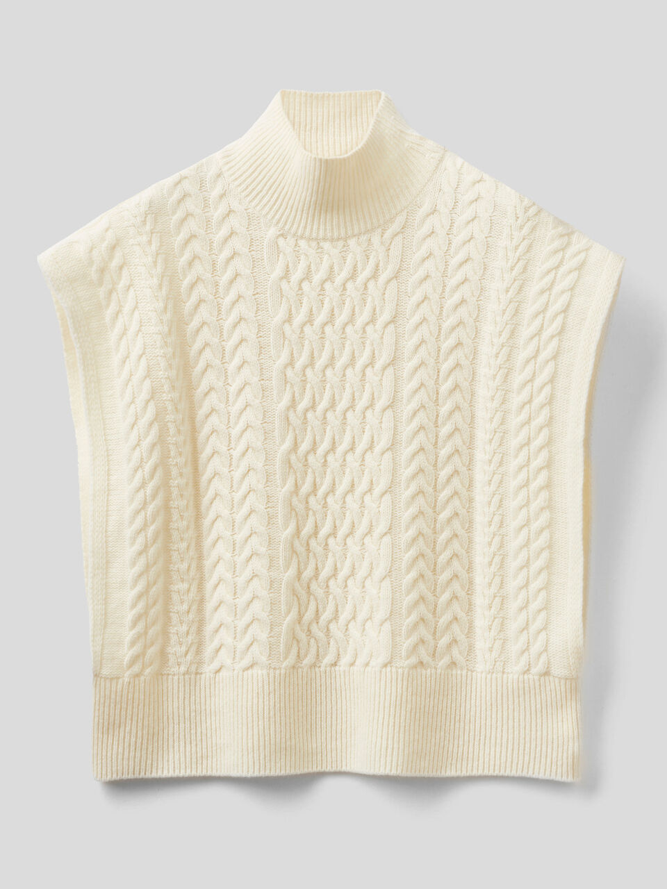 Knit vest in wool blend image number 1