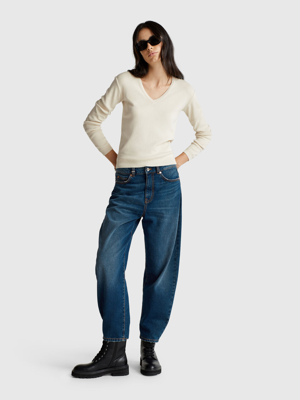 V NECK SWEATER L/S Women image number null