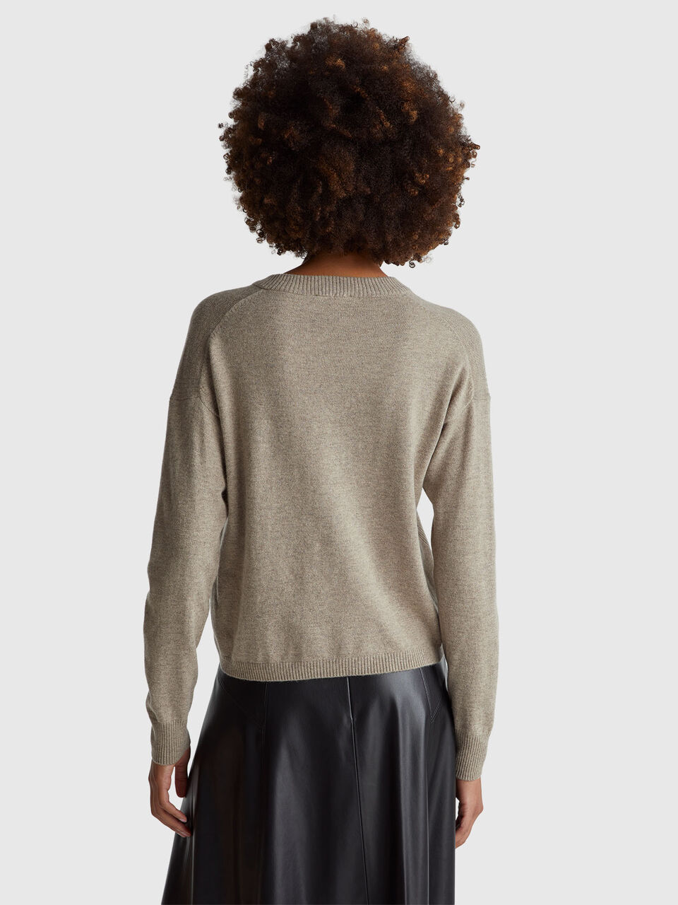 V NECK SWEATER L/S Women image number null