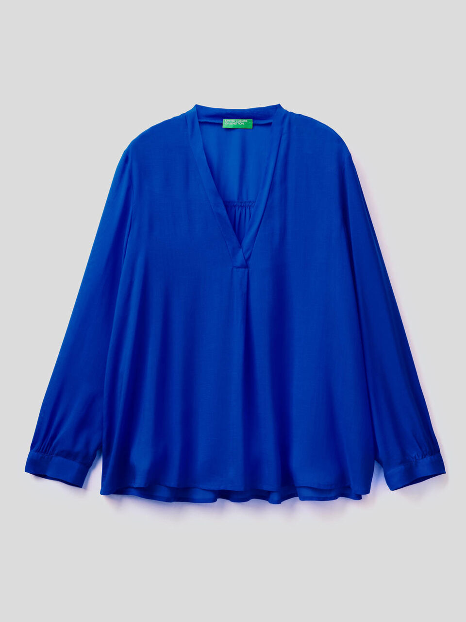 Lightweight viscose blend blouse image number 1