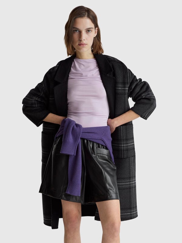 Bermudas in imitation leather Women