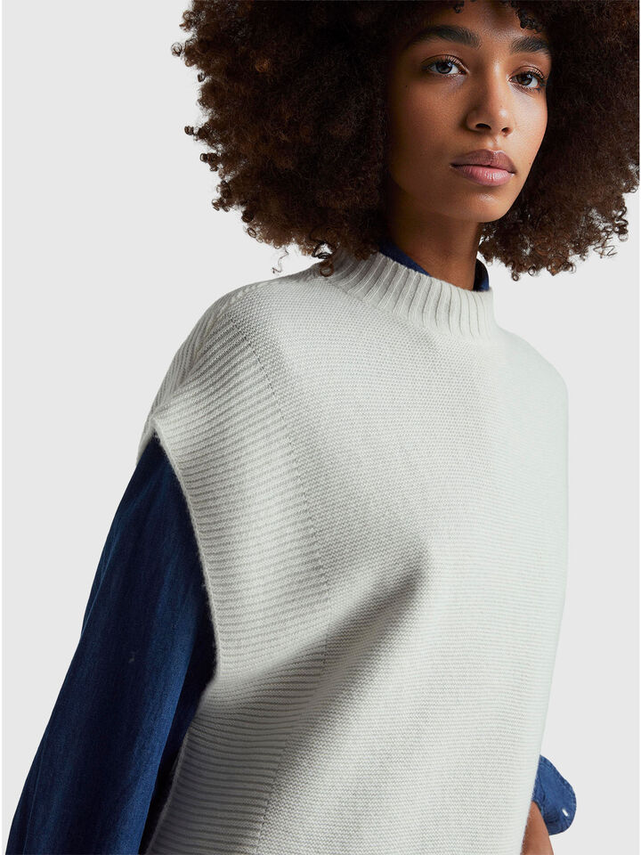 SLEEVELESS SWEATER Women