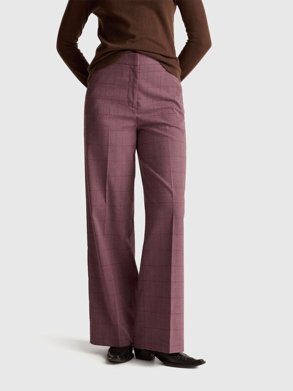 Pink wide-leg houndstooth trousers Pink wide-leg houndstooth trousers Women