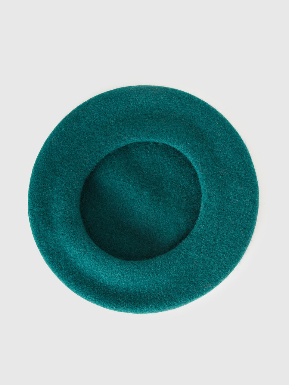 HAT Women image number 2