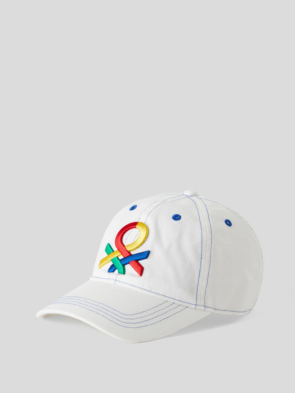 Baseball cap with embroidered logo image number 1